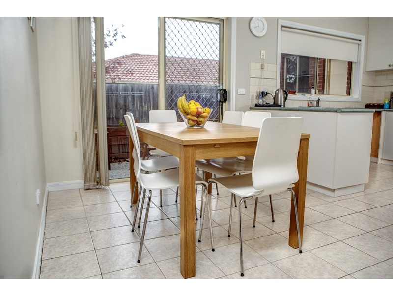 1/22 Howey Street, Gisborne VIC 3437