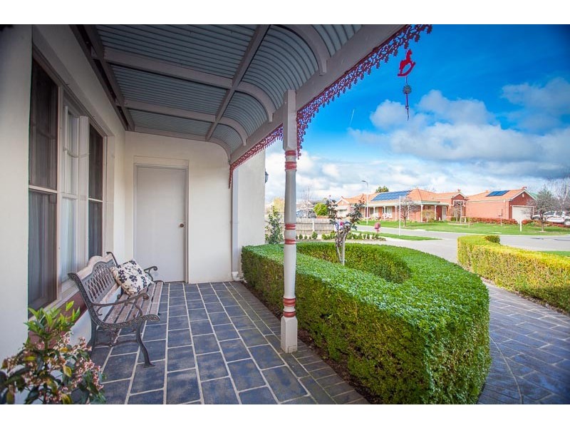 13 Dalray Crescent, New Gisborne VIC 3438