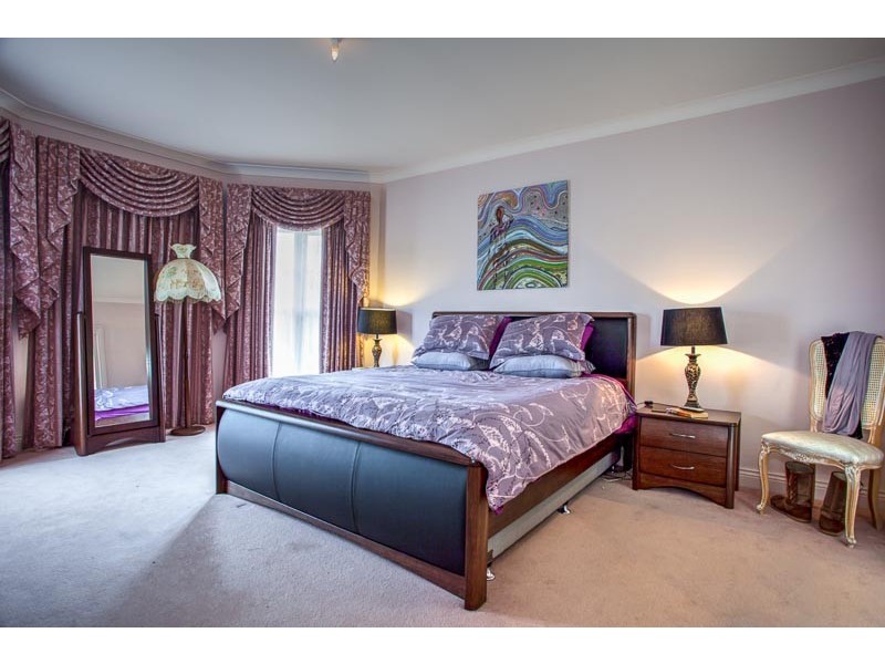 13 Dalray Crescent, New Gisborne VIC 3438