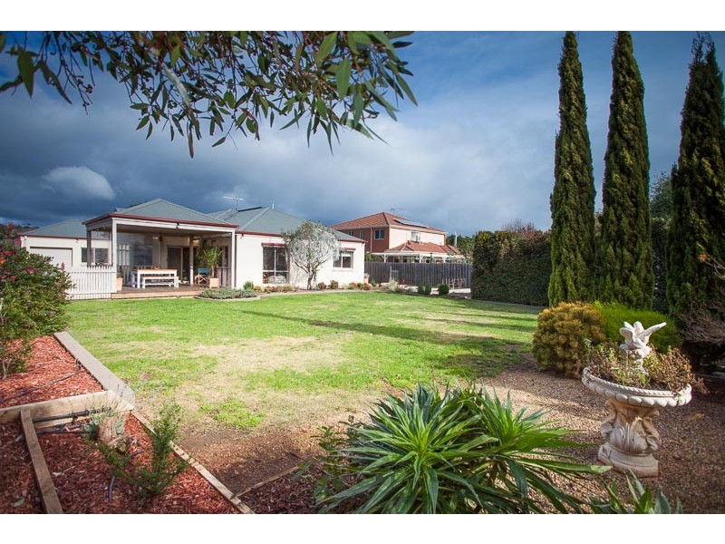 13 Dalray Crescent, New Gisborne VIC 3438