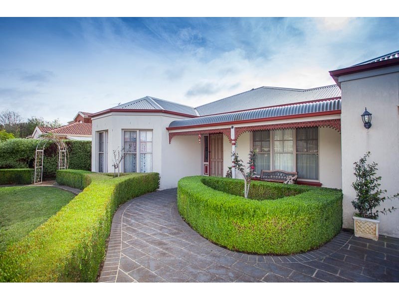 13 Dalray Crescent, New Gisborne VIC 3438