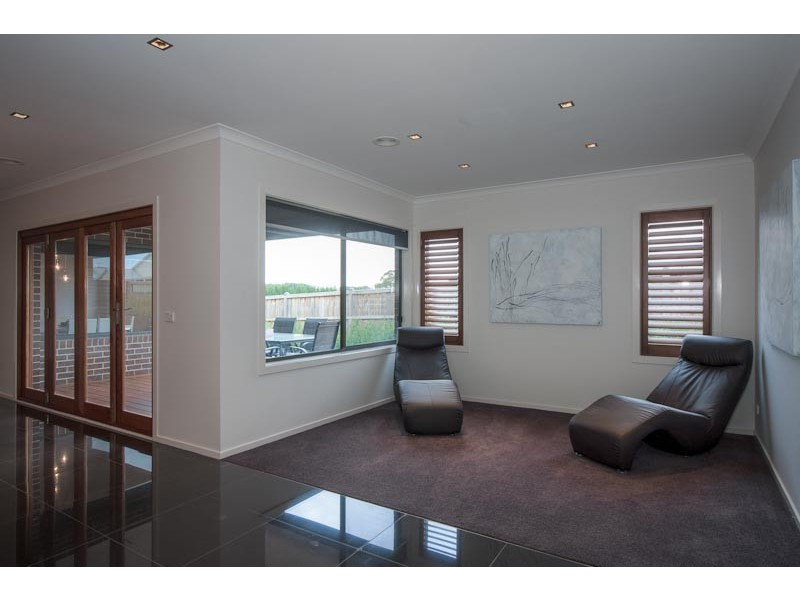 9 Childe Harold Road, Gisborne VIC 3437