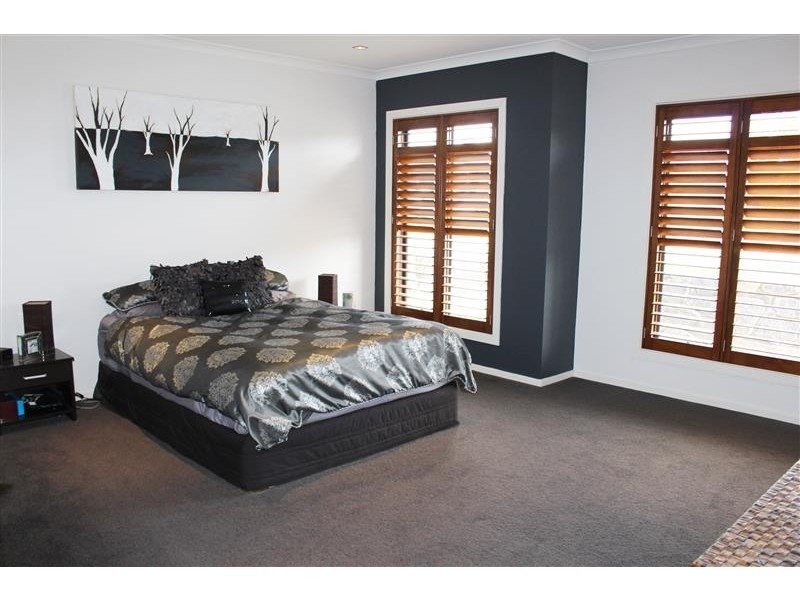 9 Childe Harold Road, Gisborne VIC 3437