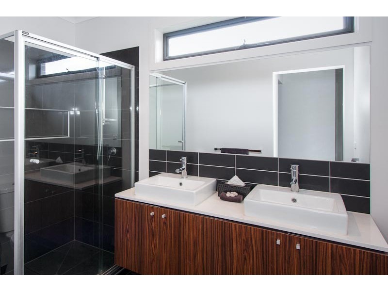 9 Childe Harold Road, Gisborne VIC 3437