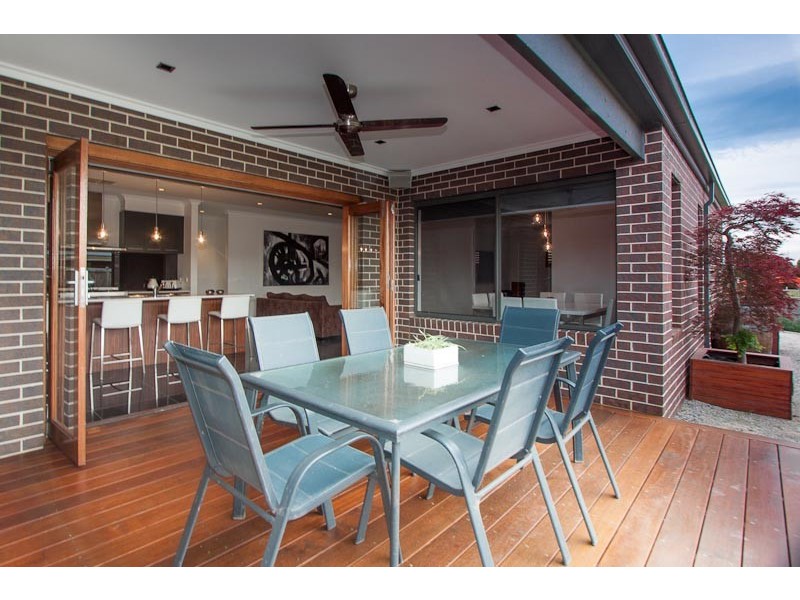 9 Childe Harold Road, Gisborne VIC 3437