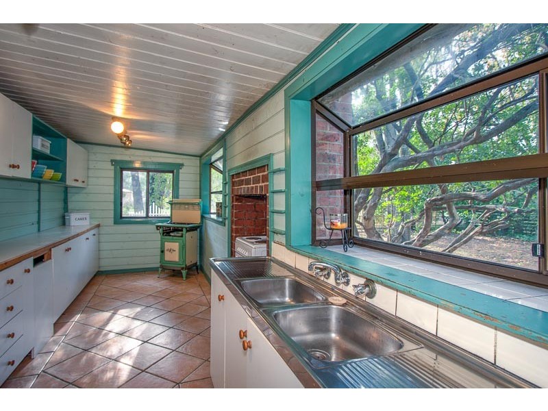 7 McBean Avenue, Macedon VIC 3440