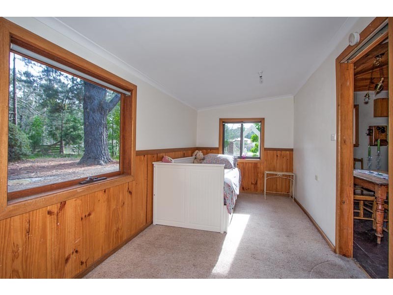 7 McBean Avenue, Macedon VIC 3440
