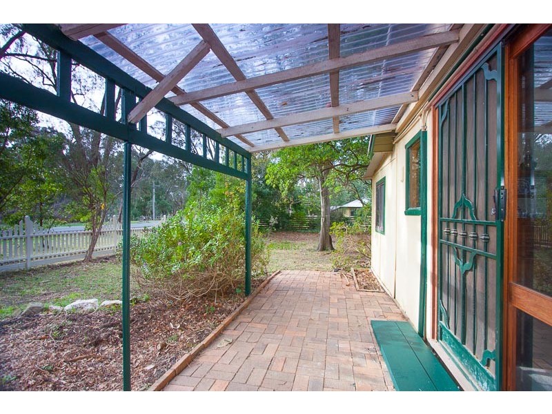 7 McBean Avenue, Macedon VIC 3440