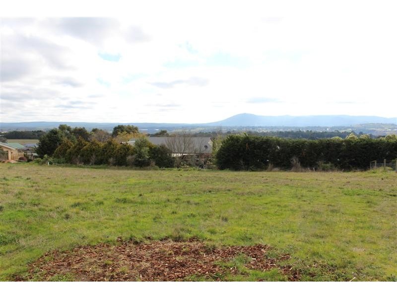 2 Pindara Place, Gisborne VIC 3437