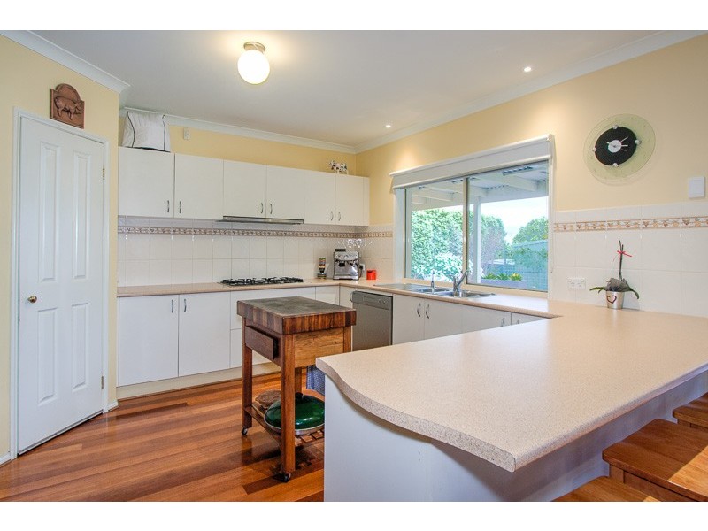 41 Cherry Lane, Gisborne VIC 3437