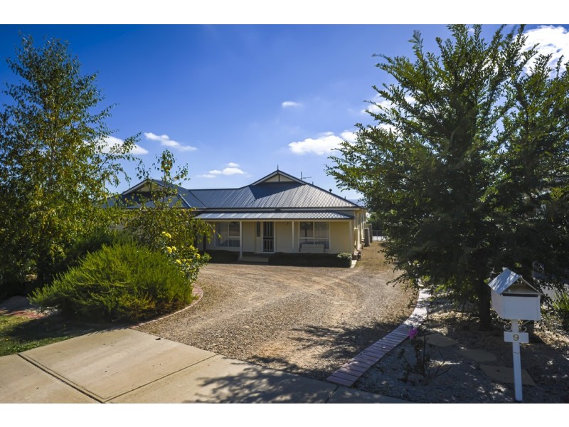 9 Jackson Court, Gisborne VIC 3437