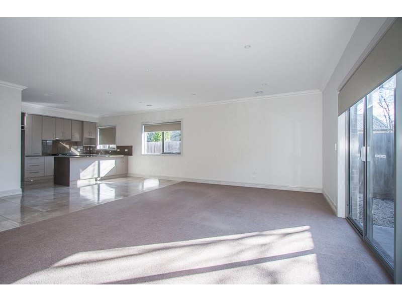Unit 5/11 Morrow Road, Gisborne VIC 3437