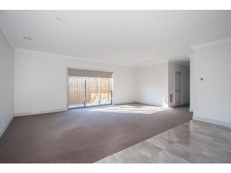 Unit 5/11 Morrow Road, Gisborne VIC 3437