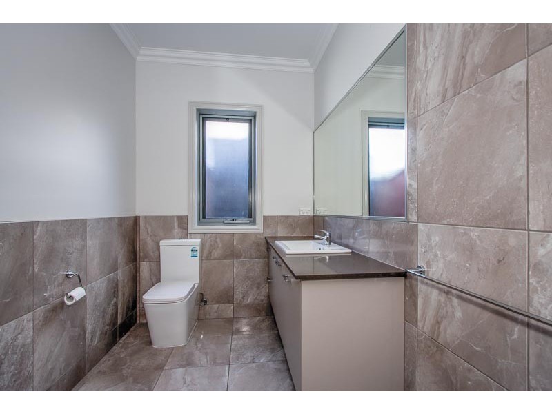 Unit 5/11 Morrow Road, Gisborne VIC 3437