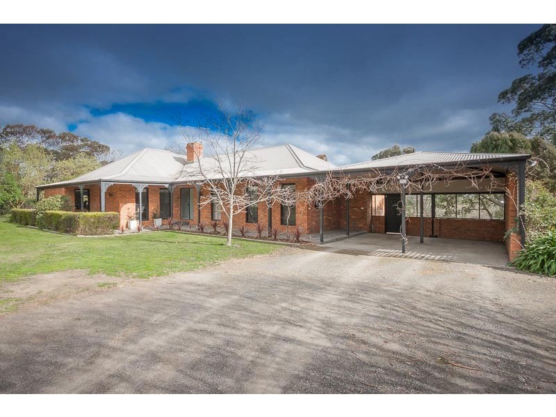 104 Benson Road, Gisborne South VIC 3437