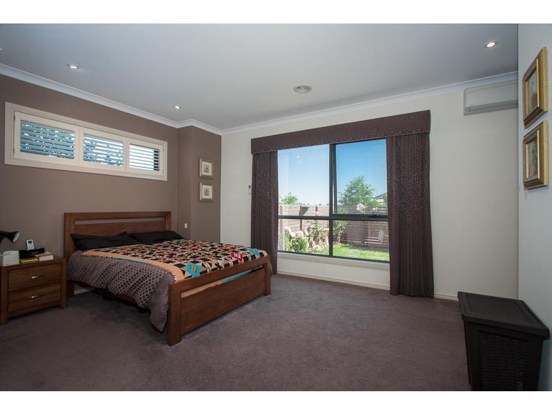 17 Alcheringa Crt, Gisborne VIC 3437