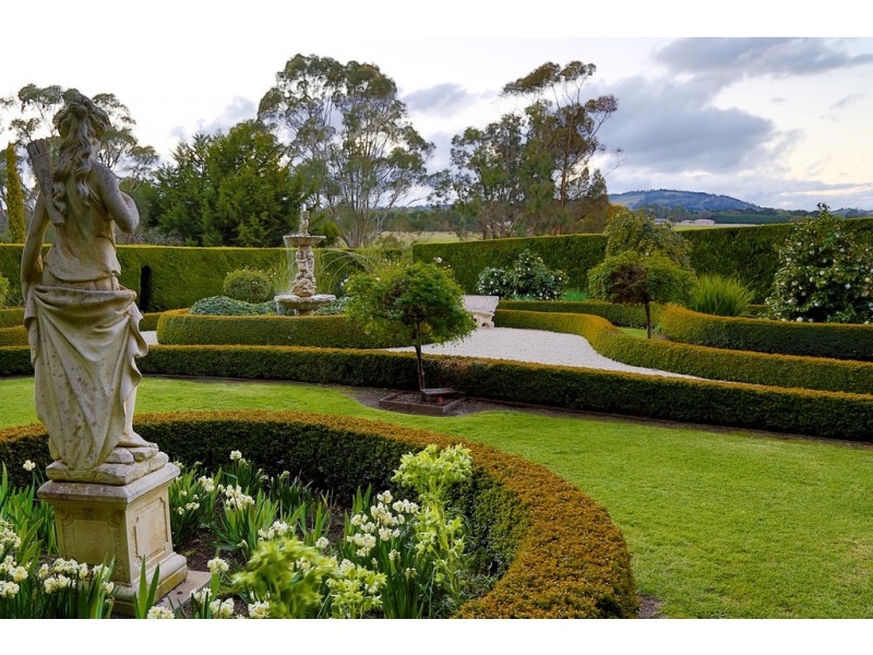 184 Benson Road, Gisborne South VIC 3437