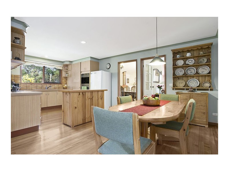 22 Scott Street(Enter via Bent St), Macedon VIC 3440