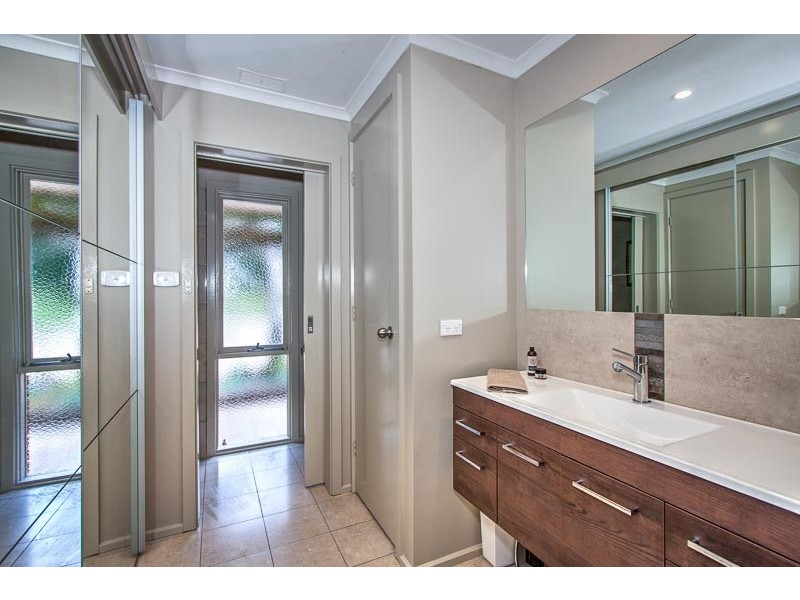 60 Hastings Drive, New Gisborne VIC 3438