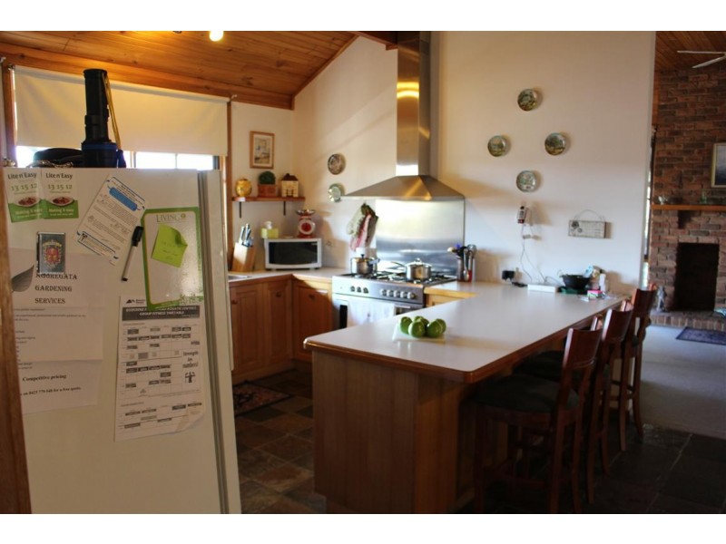 34 Stephen Street, Gisborne VIC 3437