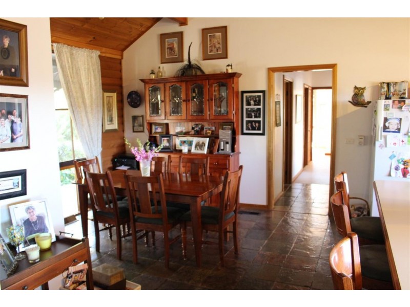 34 Stephen Street, Gisborne VIC 3437