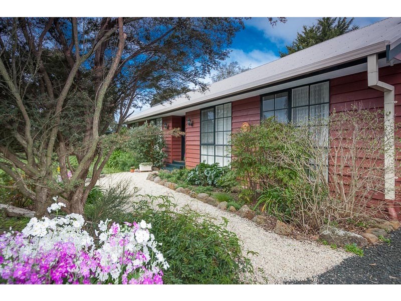 67 Monaghan Road, New Gisborne VIC 3438