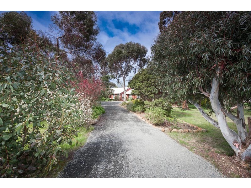 67 Monaghan Road, New Gisborne VIC 3438