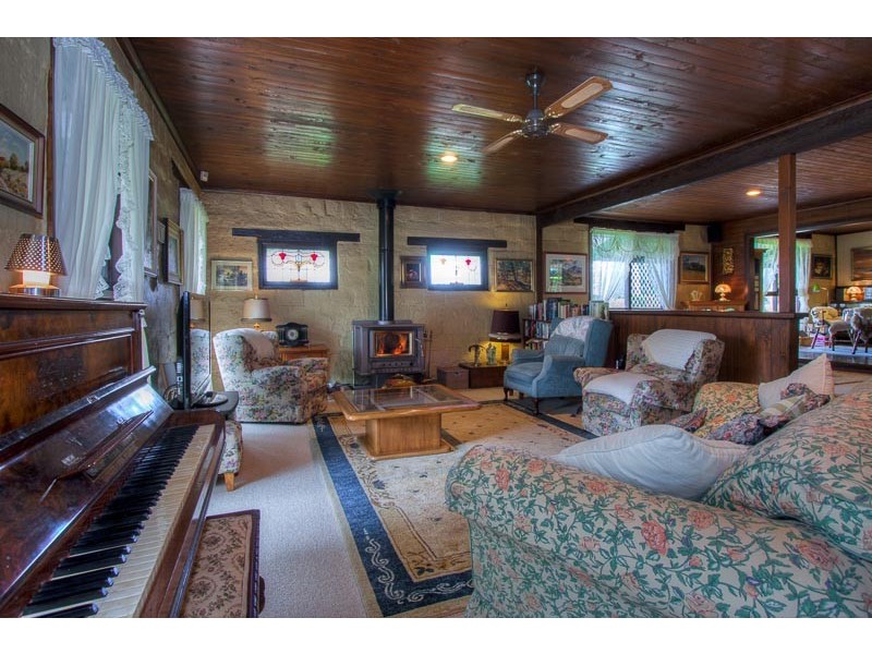 60 Marshall Avenue, Macedon VIC 3440