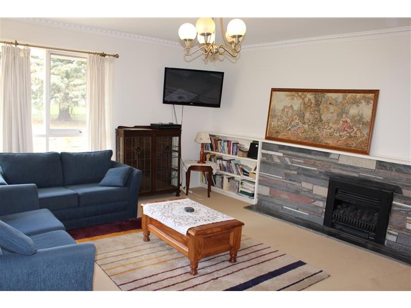 8 Rivergum Road, Riddells Creek VIC 3431