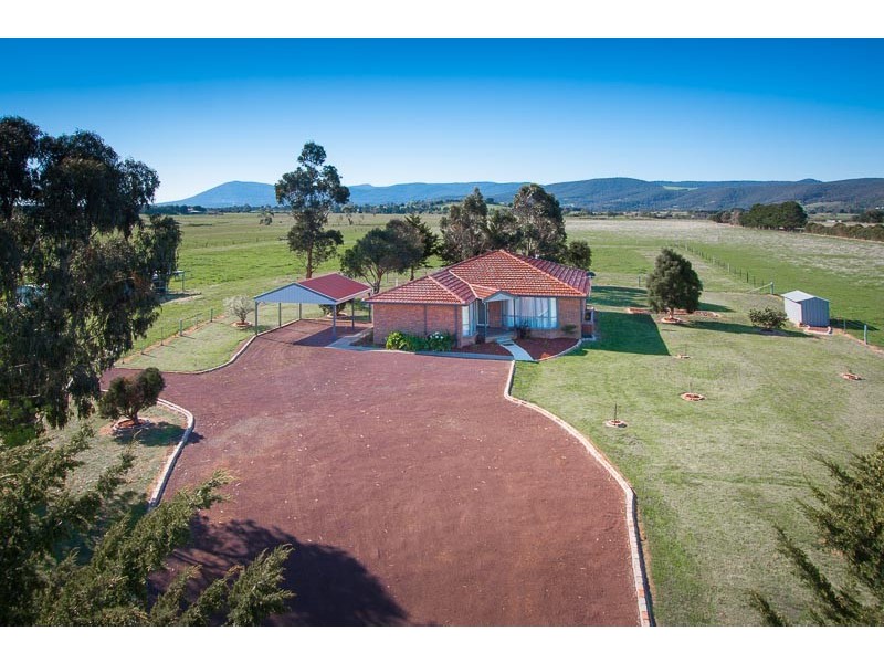 349 Kilmore Rd, Gisborne VIC 3437