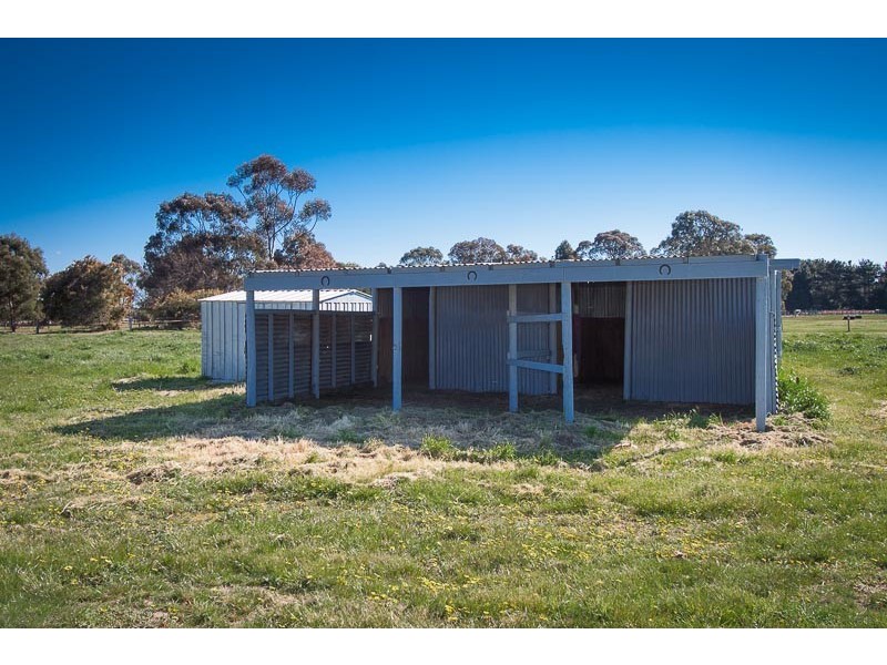 349 Kilmore Rd, Gisborne VIC 3437
