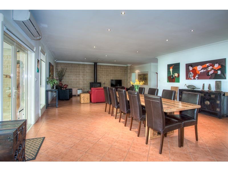 242 Couangalt Road, Gisborne South VIC 3437