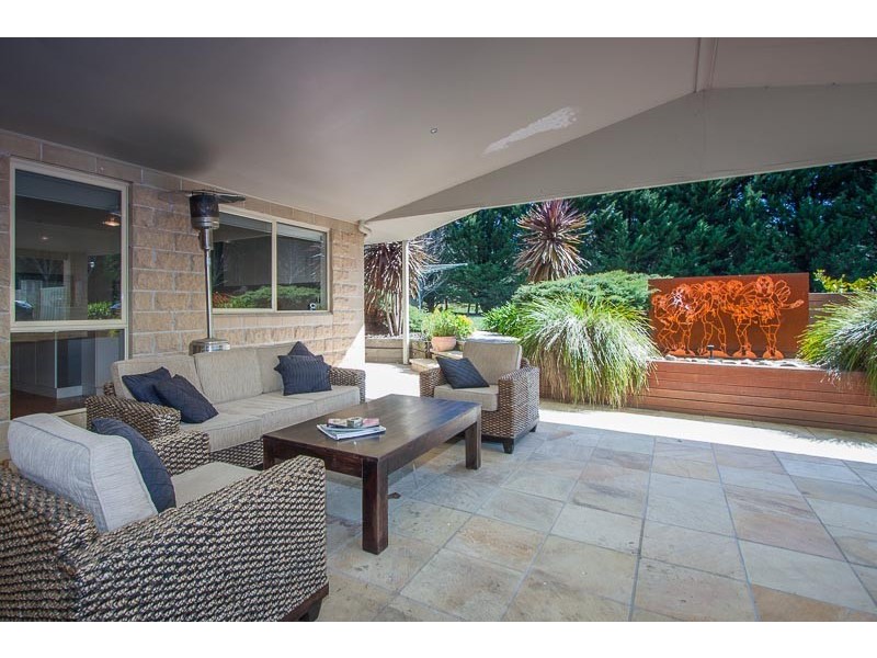 242 Couangalt Road, Gisborne South VIC 3437