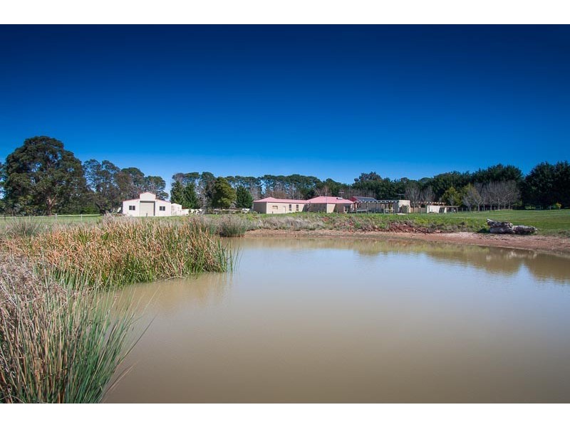 242 Couangalt Road, Gisborne South VIC 3437