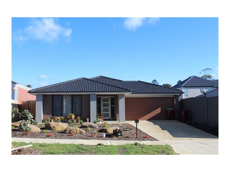 4 Manassa Drive, Gisborne VIC 3437