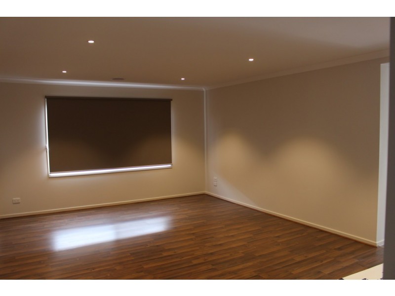 4 Manassa Drive, Gisborne VIC 3437