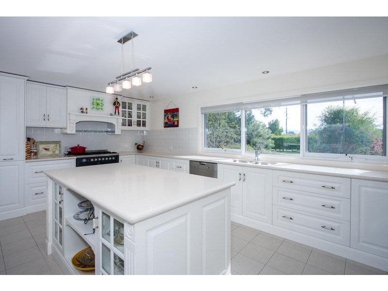 85 Willowbank Road, Gisborne VIC 3437