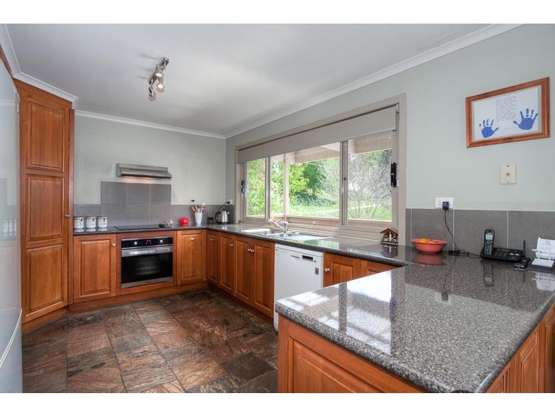 1 Curtis Court, Gisborne VIC 3437