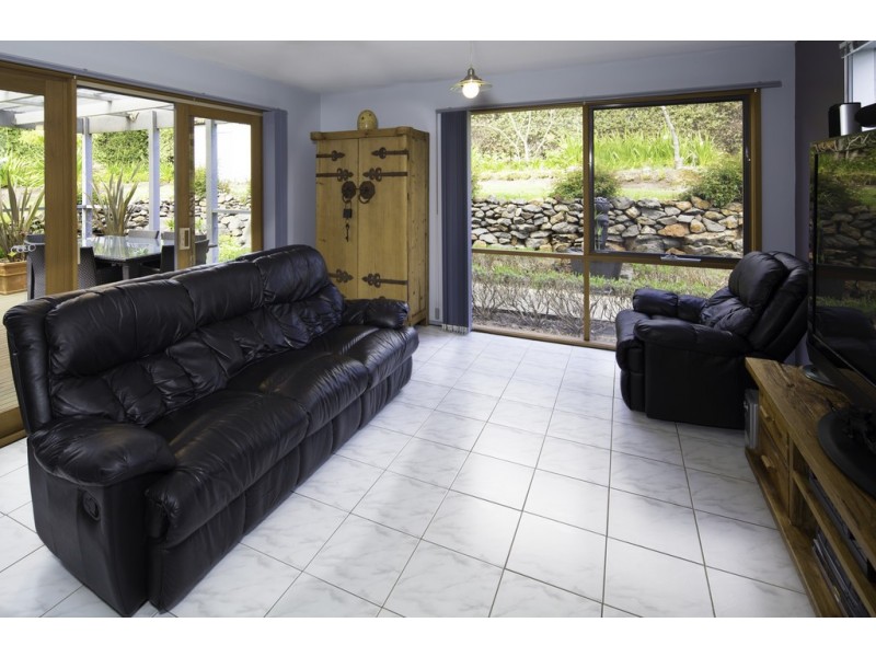 5 Wyralla Crescent, Gisborne VIC 3437