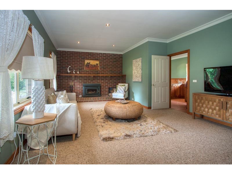 680 Chanters Lane,, Tylden VIC 3444