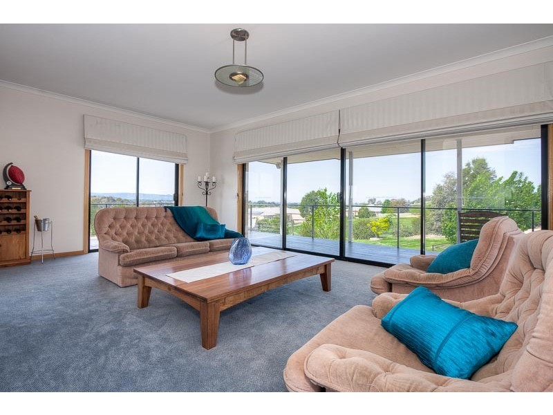 3 Collis Court, Gisborne VIC 3437