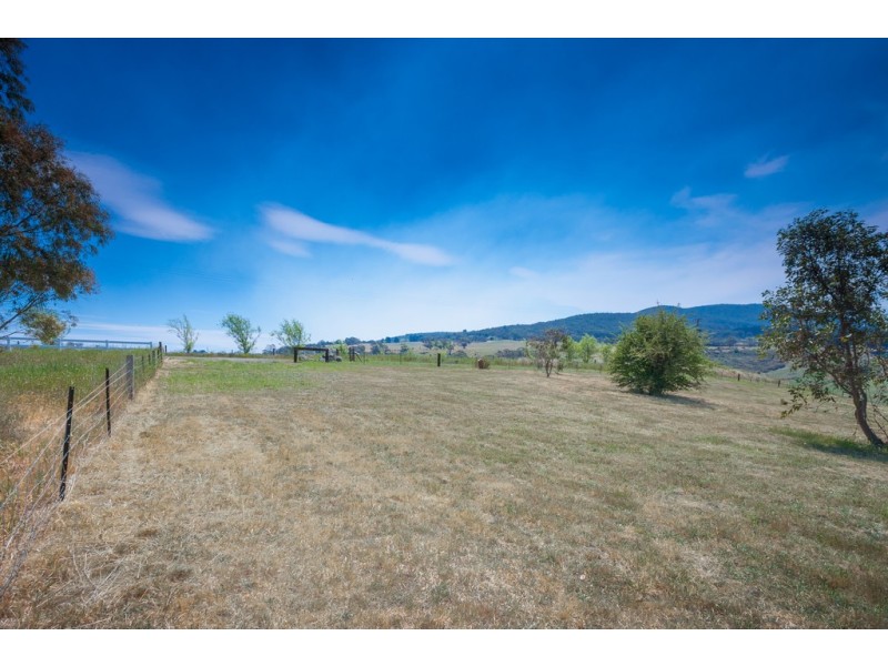 Lot 2/32 Williams Lane, Riddells Creek VIC 3431