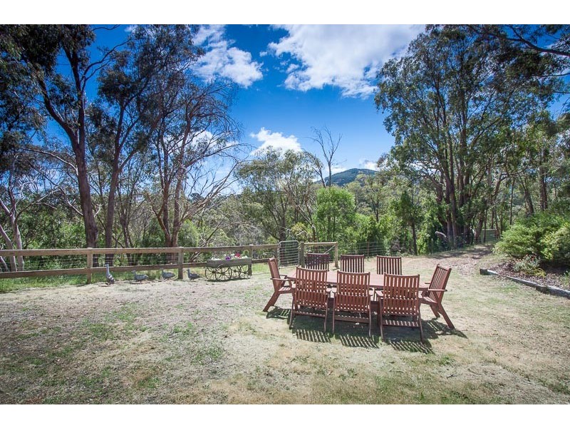96 Brougham Road, Mount Macedon VIC 3441
