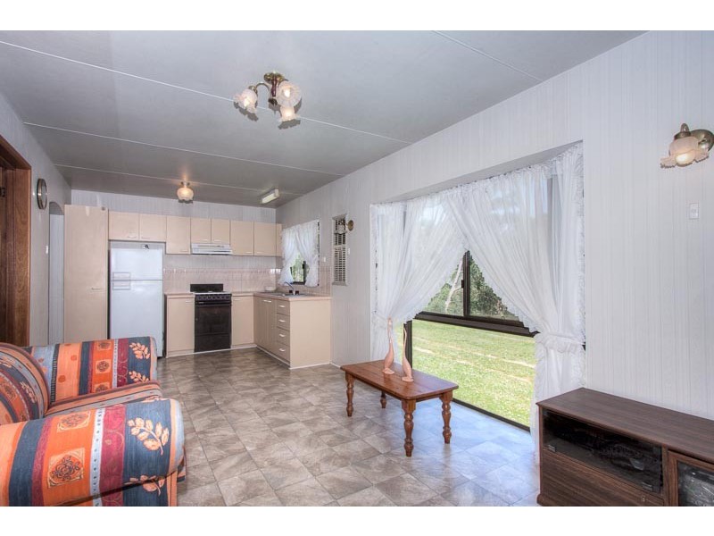 96 Brougham Road, Mount Macedon VIC 3441