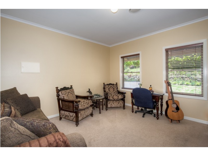 130 Mountains Road, Cherokee VIC 3434