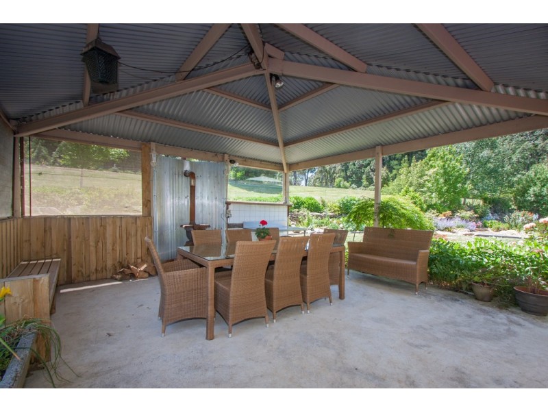 130 Mountains Road, Cherokee VIC 3434