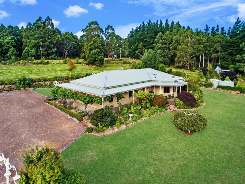 130 Mountains Road, Cherokee VIC 3434