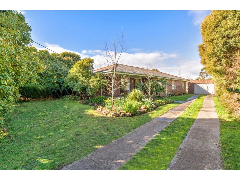 1 Thom Street, New Gisborne VIC 3438