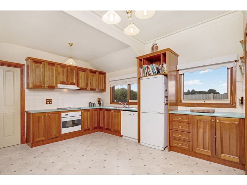 12 Sutherlands Road, Riddells Creek VIC 3431