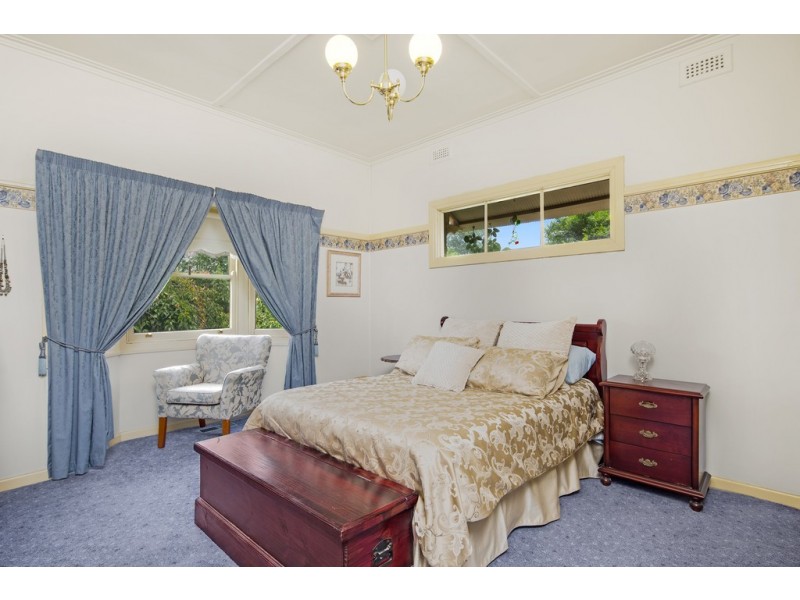 12 Sutherlands Road, Riddells Creek VIC 3431